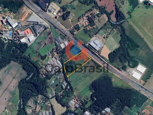 Area frente para rodovia Don Pedro 1