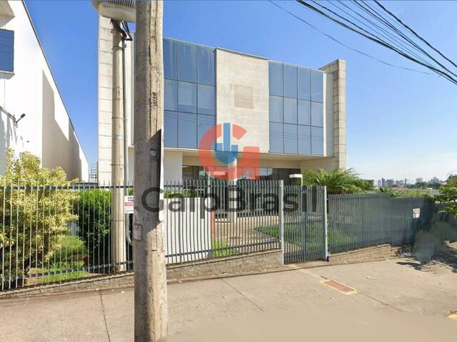 prédio comercial em Piracicaba com duas frentes e amplo esta
