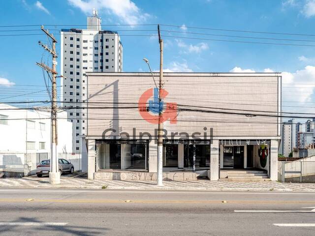 Fachada principal do imóvel comercial e industrial na Penha
