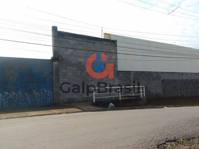 Guarita e recepção do imóvel com controle de acesso para veí