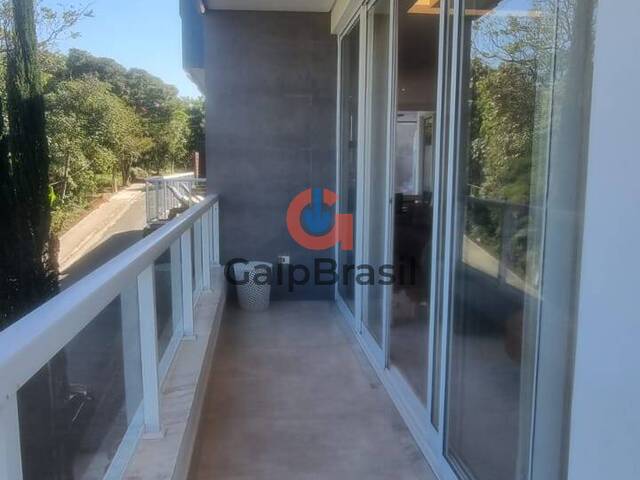 Casa de alto padrão no Condomínio Aruã em Mogi das Cruzes f
