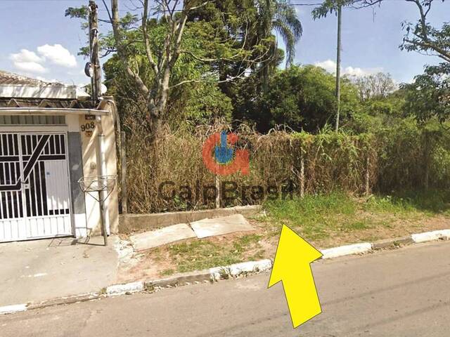 Vista frontal do terreno à venda em Cotia  Estrada do Capua