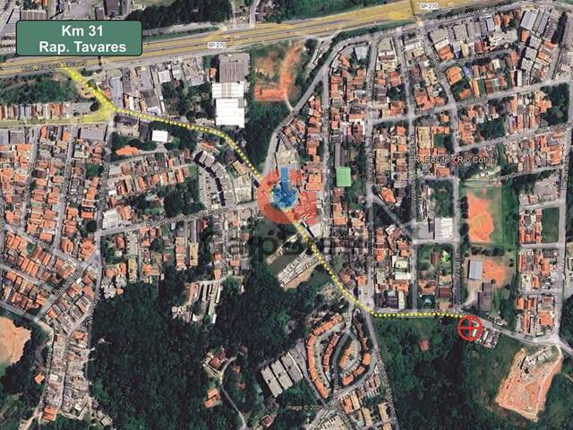 Localização privilegiada próximo à Rodovia Raposo Tavares