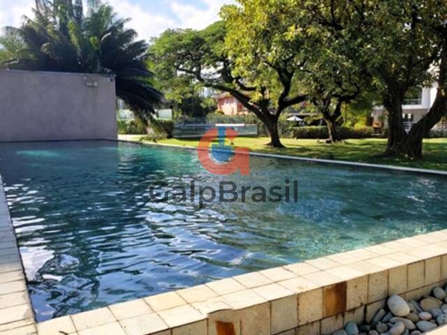 Piscina de borda infinita 