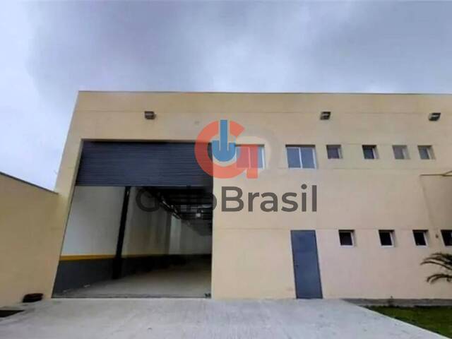 Galpão comercial locado no Ipiranga com duas frentes portão