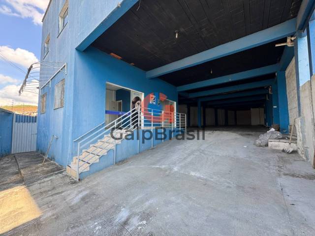 Entrada do escritorio do galpão