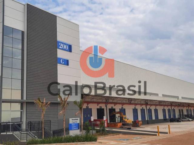 Acesso ao escritorio e docas do galpão na Dutra