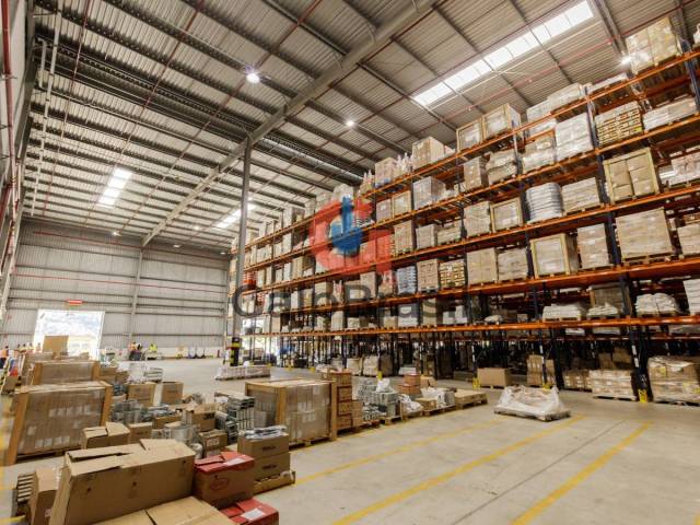 Galpão para alugar em Embu