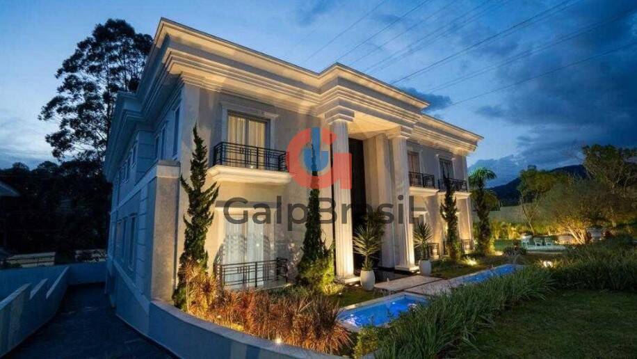 Casa de Luxo no Tamboré 3 – 6 Suítes, Piscina e Espaço Gourmet