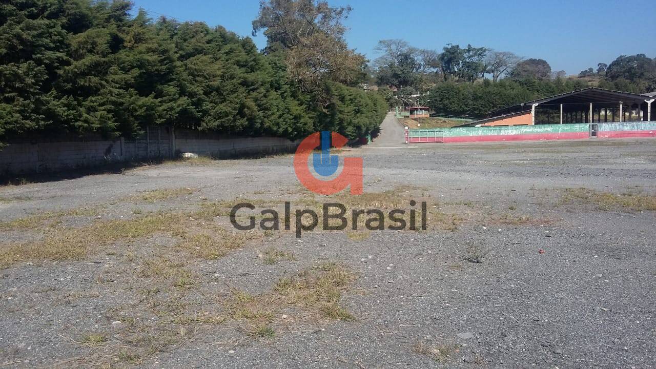 Área Industrial à Venda na Rodovia Fernão Dias – 33.600m² com Galpão,